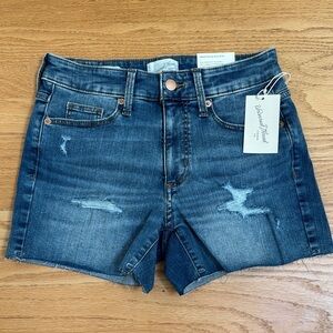 NWT Universal Threads High-Rise Midi Denim Shorts